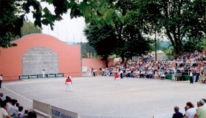 Lire la suite à propos de l’article MAIN NUE PLACE LIBRE 2018