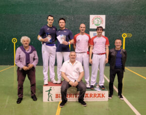 Lire la suite à propos de l’article BREFEL et SANZ TXAPELDUNAK