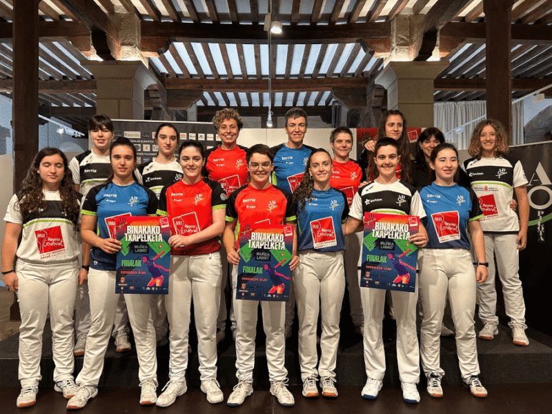 1/2 FINALE ADOS PILOTA à PLAZA BERRI